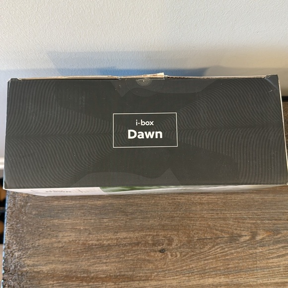 BRAND new open box | i-box | Dawn Bedside Alarm Clock | Wireless Charging - Picture 2 of 5